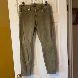 Michael Kors Izzy Skinny jeans.